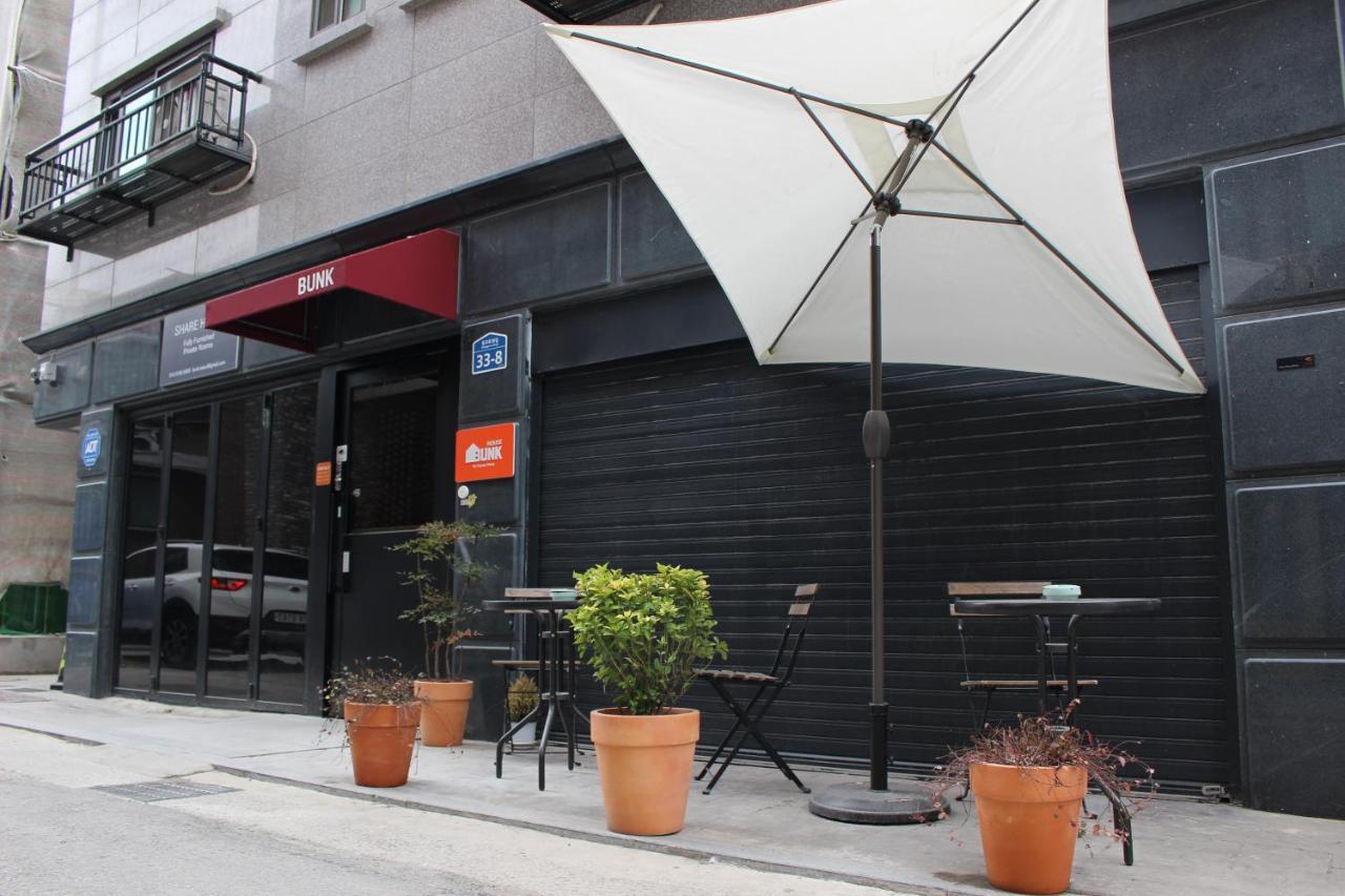 Bunk Guesthouse Hongdae2 Сеул Экстерьер фото